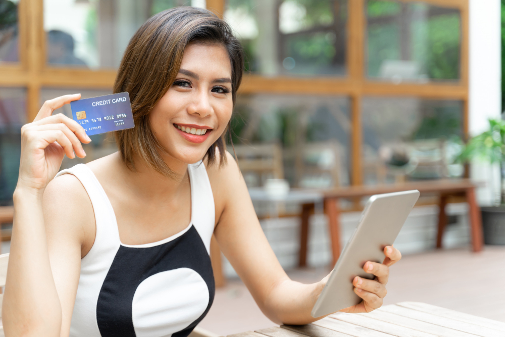 What is American express card? | How to get an American express card?